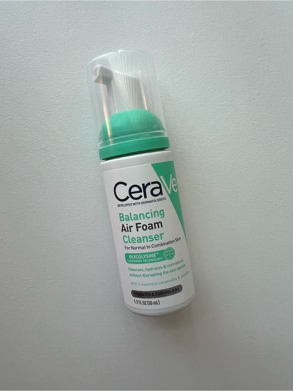 CeraVe Balancing Air Foam Cleanser - Green